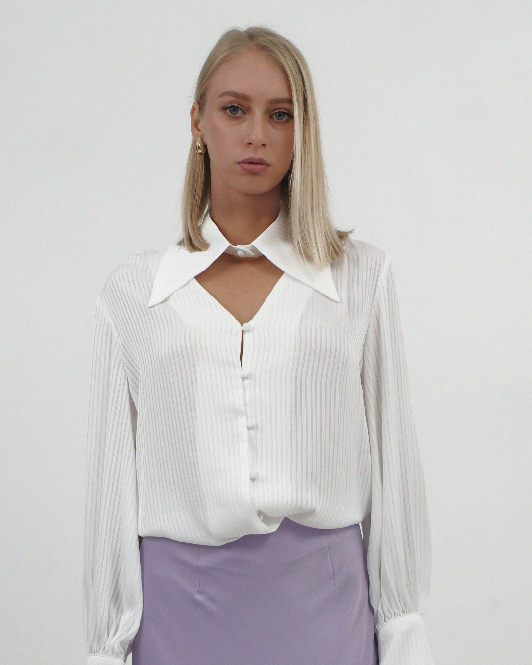 WHITE CUT-OUT BLOUSE