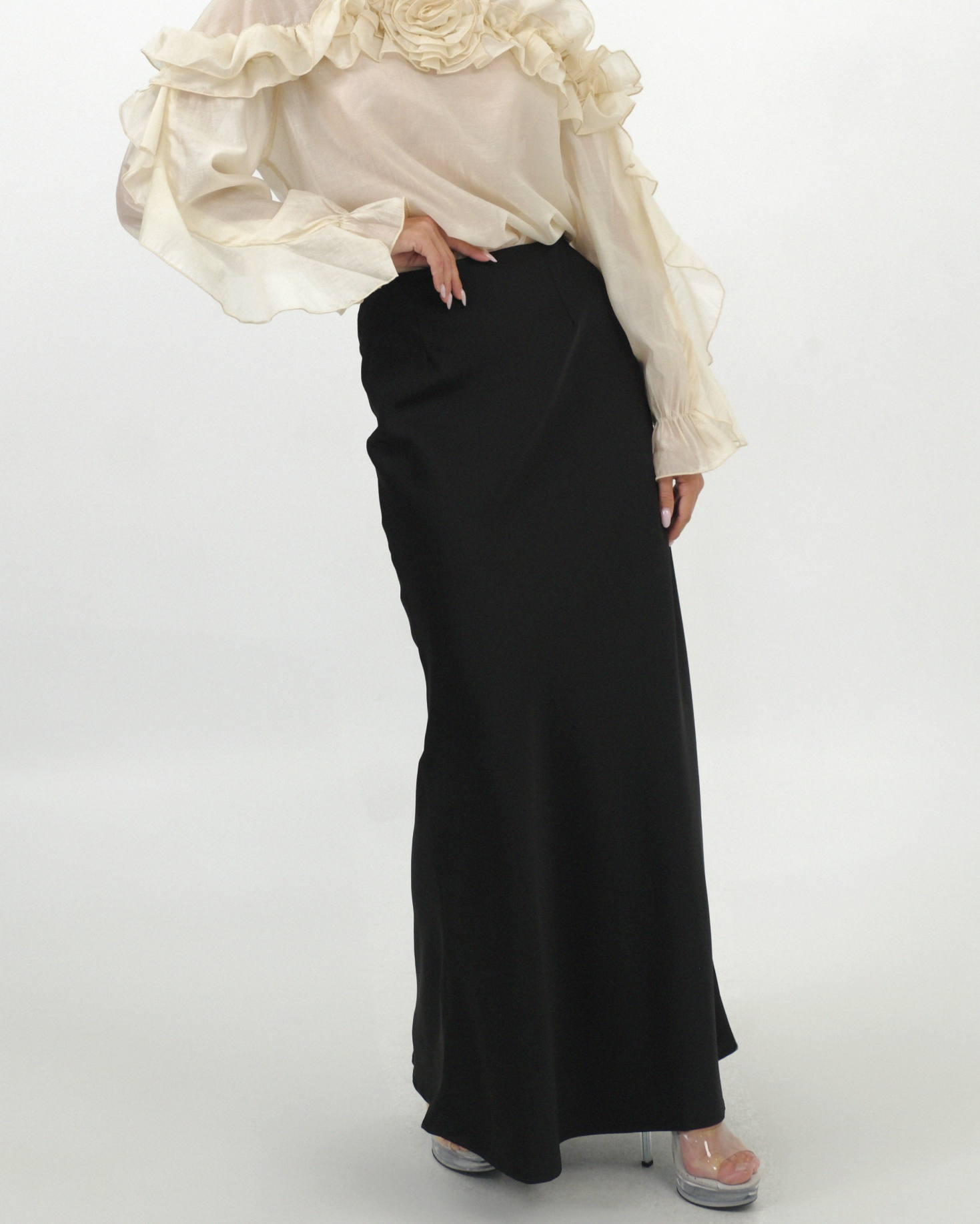 BLACK LONG SKIRT